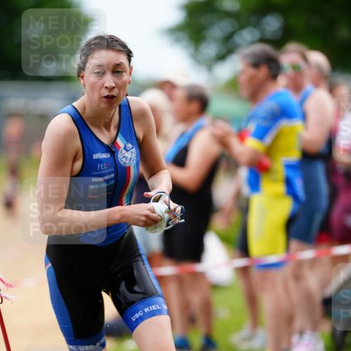 21.06.2026 - 29. Vierlanden-Triathlon LAZAROV Photography http://msf.ph/oto/9865014 21.06.2026 12:28:14 Schwimmen 991, 1006, 1010, 1015, 1017 meine-sportfotos.de