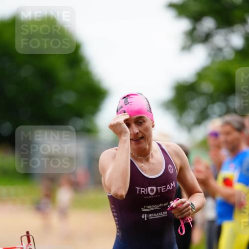 21.06.2026 - 29. Vierlanden-Triathlon LAZAROV Photography http://msf.ph/oto/9865034 21.06.2026 12:28:39 Schwimmen 982, 985, 990, 997, 1009, 1018 meine-sportfotos.de