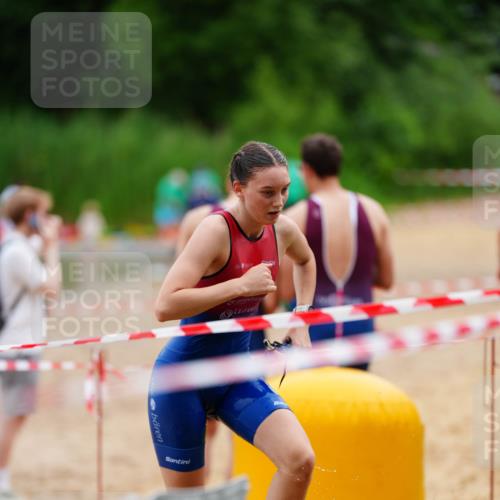 21.06.2026 - 29. Vierlanden-Triathlon LAZAROV Photography http://msf.ph/oto/9865068 21.06.2026 12:29:22 Schwimmen 999 meine-sportfotos.de