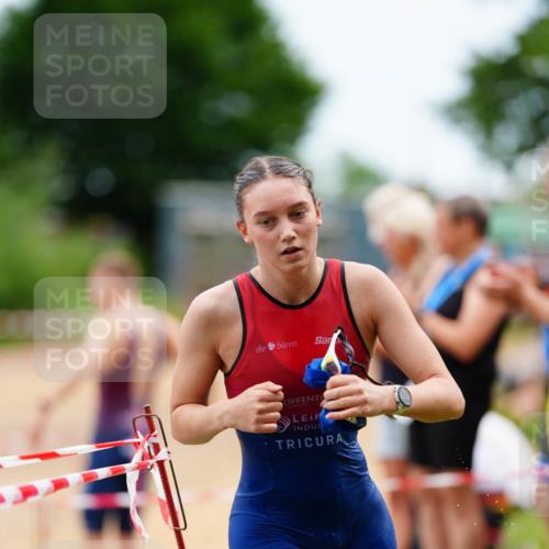 21.06.2026 - 29. Vierlanden-Triathlon LAZAROV Photography http://msf.ph/oto/9865072 21.06.2026 12:29:23 Schwimmen 999 meine-sportfotos.de