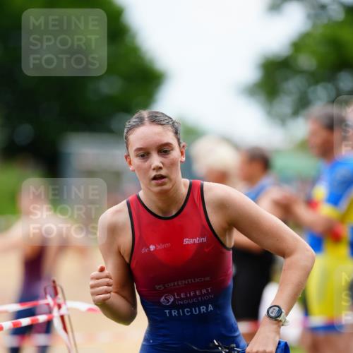 21.06.2026 - 29. Vierlanden-Triathlon LAZAROV Photography http://msf.ph/oto/9865073 21.06.2026 12:29:23 Schwimmen 999 meine-sportfotos.de