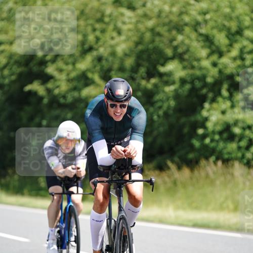 21.06.2026 - Viking Triathlon Michael Burmester http://msf.ph/oto/9865082 21.06.2026 11:52:57 Radfahren 104, 109, 135, 145, 160, 178, 180, 182, 202, 383, 446, 452, 452, 496, 500, 515, 603, 610 meine-sportfotos.de