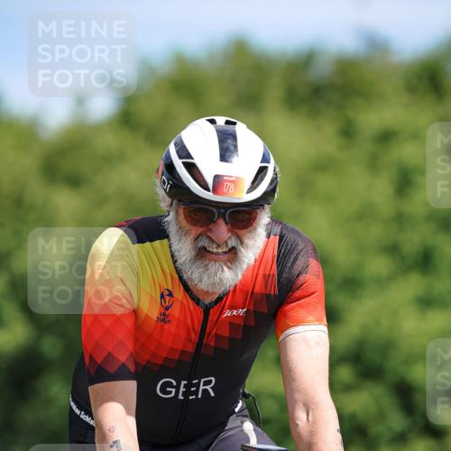 21.06.2026 - Viking Triathlon Michael Burmester http://msf.ph/oto/9865096 21.06.2026 11:53:00 Radfahren 104, 109, 135, 145, 160, 178, 182, 202, 202, 383, 446, 452, 496, 500, 515, 603, 610 meine-sportfotos.de