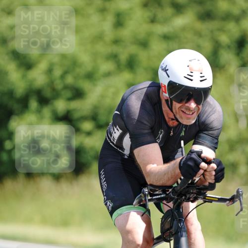 21.06.2026 - Viking Triathlon Michael Burmester http://msf.ph/oto/9865102 21.06.2026 11:53:01 Radfahren 104, 109, 135, 145, 160, 178, 182, 202, 202, 383, 446, 452, 496, 500, 515, 603, 610 meine-sportfotos.de