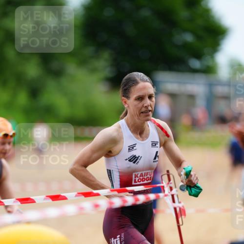 21.06.2026 - 29. Vierlanden-Triathlon LAZAROV Photography http://msf.ph/oto/9865105 21.06.2026 12:29:57 Schwimmen 987, 1004, 1016, 1021 meine-sportfotos.de