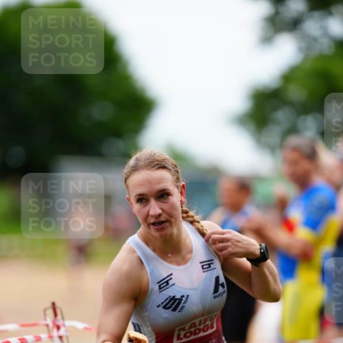 21.06.2026 - 29. Vierlanden-Triathlon LAZAROV Photography http://msf.ph/oto/9865124 21.06.2026 12:30:40 Schwimmen 1020 meine-sportfotos.de