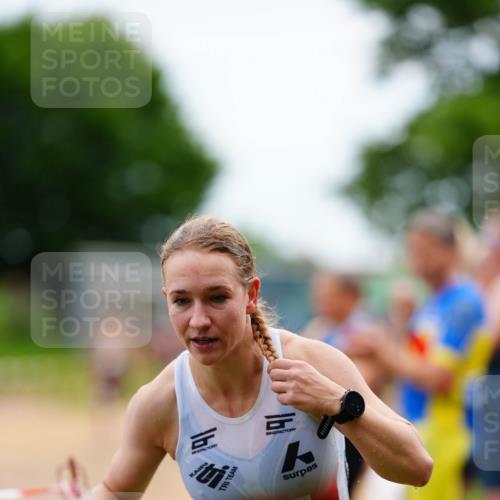 21.06.2026 - 29. Vierlanden-Triathlon LAZAROV Photography http://msf.ph/oto/9865126 21.06.2026 12:30:40 Schwimmen 1020 meine-sportfotos.de