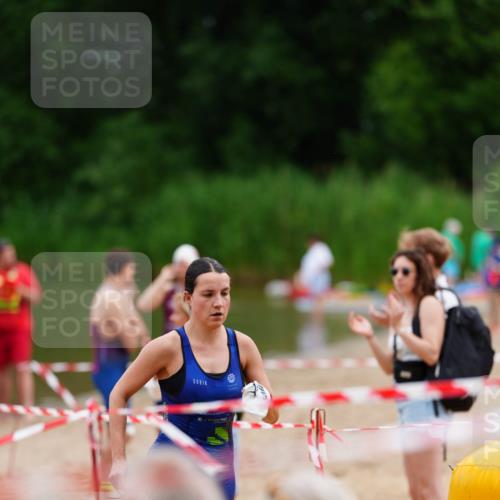 21.06.2026 - 29. Vierlanden-Triathlon LAZAROV Photography http://msf.ph/oto/9865131 21.06.2026 12:31:10 Schwimmen 986, 988 meine-sportfotos.de
