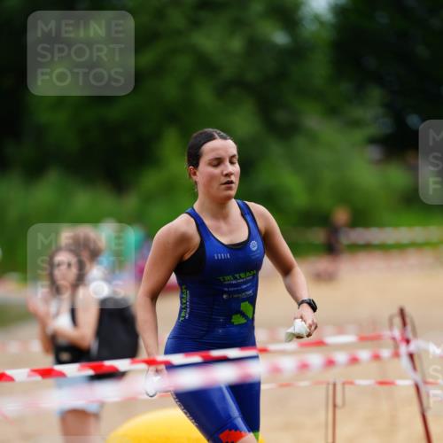 21.06.2026 - 29. Vierlanden-Triathlon LAZAROV Photography http://msf.ph/oto/9865135 21.06.2026 12:31:11 Schwimmen 986, 988 meine-sportfotos.de