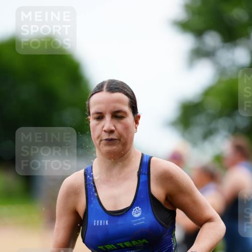 21.06.2026 - 29. Vierlanden-Triathlon LAZAROV Photography http://msf.ph/oto/9865148 21.06.2026 12:31:12 Schwimmen 986, 988 meine-sportfotos.de