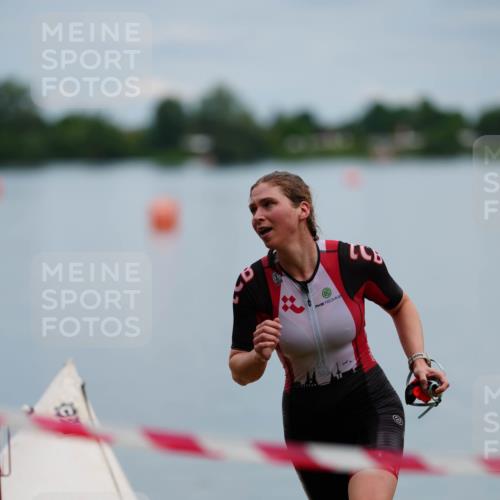 21.06.2026 - 29. Vierlanden-Triathlon LAZAROV Photography http://msf.ph/oto/9865166 21.06.2026 12:32:53 Schwimmen 1005 meine-sportfotos.de