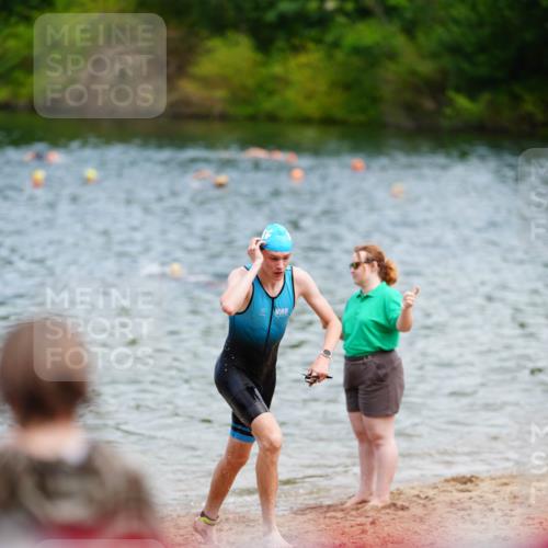 21.06.2026 - 29. Vierlanden-Triathlon LAZAROV Photography http://msf.ph/oto/9865188 21.06.2026 12:57:29 Schwimmen 1043, 1048, 1052, 1056 meine-sportfotos.de