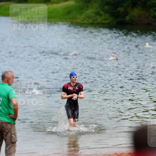 21.06.2026 - 29. Vierlanden-Triathlon LAZAROV Photography http://msf.ph/oto/9865203 21.06.2026 12:58:07 Schwimmen 1092 meine-sportfotos.de