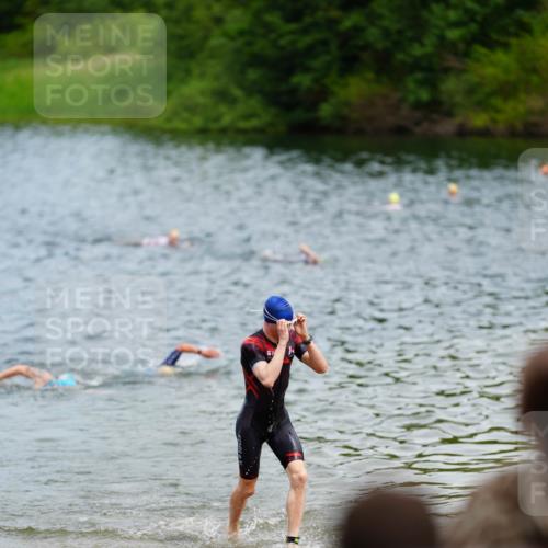 21.06.2026 - 29. Vierlanden-Triathlon LAZAROV Photography http://msf.ph/oto/9865208 21.06.2026 12:58:08 Schwimmen 1092 meine-sportfotos.de