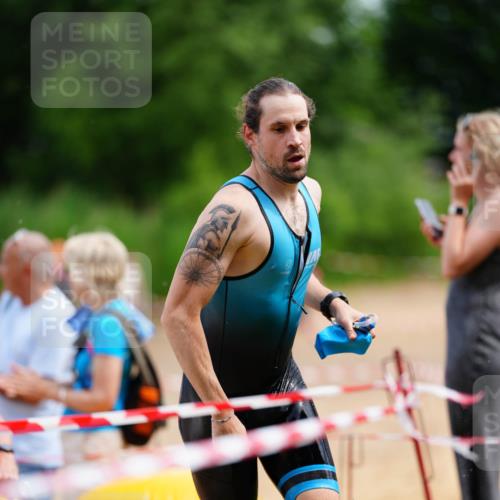 21.06.2026 - 29. Vierlanden-Triathlon LAZAROV Photography http://msf.ph/oto/9865219 21.06.2026 12:58:21 Schwimmen 1026, 1032, 1033, 1053, 1063, 1092 meine-sportfotos.de