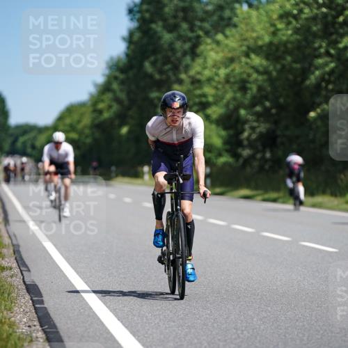 21.06.2026 - Viking Triathlon Michael Burmester http://msf.ph/oto/9865231 21.06.2026 11:54:14 Radfahren 62, 81, 143, 209, 243, 309, 347, 417, 530, 579, 662, 662 meine-sportfotos.de