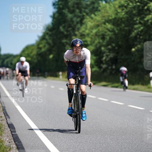 21.06.2026 - Viking Triathlon Michael Burmester http://msf.ph/oto/9865236 21.06.2026 11:54:14 Radfahren 62, 81, 143, 209, 243, 309, 347, 417, 530, 579, 662, 662 meine-sportfotos.de