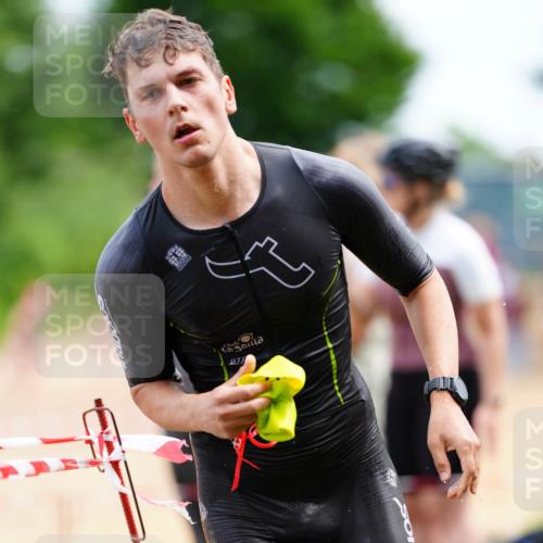 21.06.2026 - 29. Vierlanden-Triathlon LAZAROV Photography http://msf.ph/oto/9865252 21.06.2026 12:59:00 Schwimmen 1023, 1030, 1035, 1067, 1071 meine-sportfotos.de