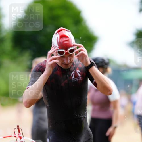 21.06.2026 - 29. Vierlanden-Triathlon LAZAROV Photography http://msf.ph/oto/9865270 21.06.2026 12:59:12 Schwimmen 1023, 1030, 1051, 1068, 1071, 1077, 1081 meine-sportfotos.de