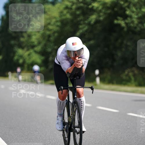 21.06.2026 - Viking Triathlon Michael Burmester http://msf.ph/oto/9865279 21.06.2026 11:54:37 Radfahren 2, 19, 114, 213, 234, 243, 264, 265, 345, 392, 399, 417, 447, 530, 627, 662 meine-sportfotos.de