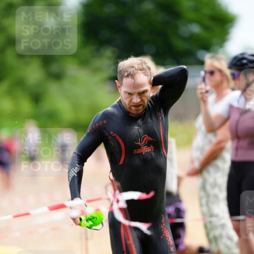 21.06.2026 - 29. Vierlanden-Triathlon LAZAROV Photography http://msf.ph/oto/9865289 21.06.2026 12:59:31 Schwimmen 1058, 1069, 1076, 1086, 1088 meine-sportfotos.de