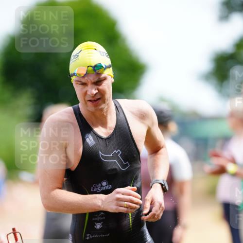 21.06.2026 - 29. Vierlanden-Triathlon LAZAROV Photography http://msf.ph/oto/9865306 21.06.2026 12:59:45 Schwimmen 1034, 1036, 1037, 1058, 1061, 1069, 1079 meine-sportfotos.de