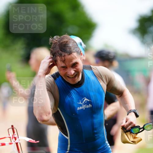 21.06.2026 - 29. Vierlanden-Triathlon LAZAROV Photography http://msf.ph/oto/9865326 21.06.2026 13:00:25 Schwimmen 1025, 1029, 1050, 1062, 1064, 1072, 1075, 1090 meine-sportfotos.de