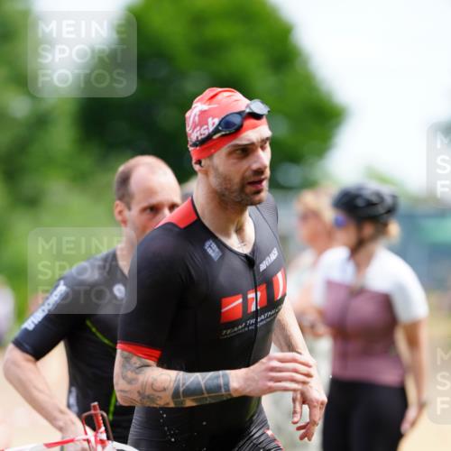 21.06.2026 - 29. Vierlanden-Triathlon LAZAROV Photography http://msf.ph/oto/9865334 21.06.2026 13:00:31 Schwimmen 1029, 1050, 1062, 1064, 1072, 1075, 1078, 1090 meine-sportfotos.de