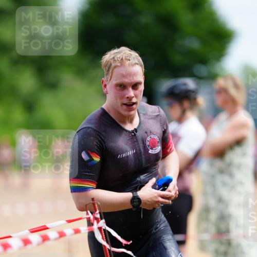 21.06.2026 - 29. Vierlanden-Triathlon LAZAROV Photography http://msf.ph/oto/9865343 21.06.2026 13:00:38 Schwimmen 1029, 1031, 1054, 1072, 1075, 1078, 1090 meine-sportfotos.de