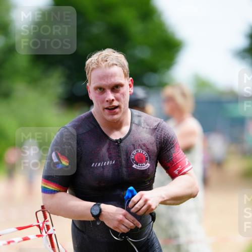 21.06.2026 - 29. Vierlanden-Triathlon LAZAROV Photography http://msf.ph/oto/9865345 21.06.2026 13:00:38 Schwimmen 1029, 1031, 1054, 1072, 1075, 1078, 1090 meine-sportfotos.de