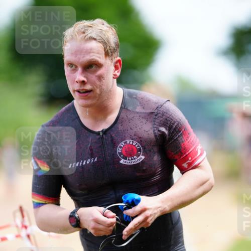 21.06.2026 - 29. Vierlanden-Triathlon LAZAROV Photography http://msf.ph/oto/9865348 21.06.2026 13:00:39 Schwimmen 1029, 1031, 1054, 1072, 1075, 1078, 1090 meine-sportfotos.de
