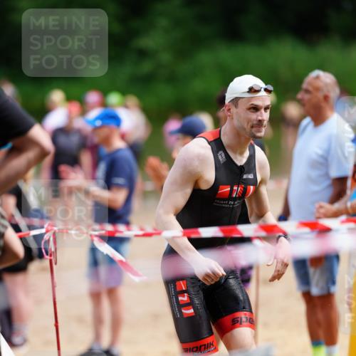 21.06.2026 - 29. Vierlanden-Triathlon LAZAROV Photography http://msf.ph/oto/9865361 21.06.2026 13:01:06 Schwimmen 1073, 1084, 1089 meine-sportfotos.de