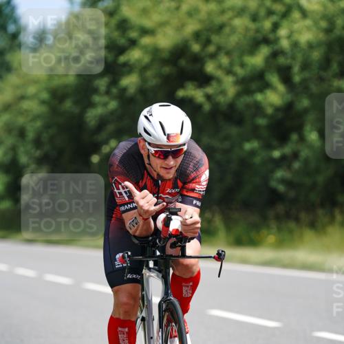 21.06.2026 - Viking Triathlon Michael Burmester http://msf.ph/oto/9865405 21.06.2026 11:57:24 Radfahren 25, 134, 137, 158, 190, 344, 369, 394, 449, 547, 575, 624, 630 meine-sportfotos.de