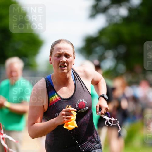 21.06.2026 - 29. Vierlanden-Triathlon LAZAROV Photography http://msf.ph/oto/9865458 21.06.2026 13:07:43 Schwimmen 1116 meine-sportfotos.de
