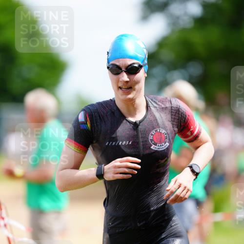 21.06.2026 - 29. Vierlanden-Triathlon LAZAROV Photography http://msf.ph/oto/9865470 21.06.2026 13:08:28 Schwimmen 1111, 1127, 1130, 1139 meine-sportfotos.de