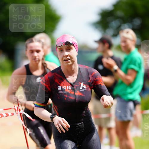 21.06.2026 - 29. Vierlanden-Triathlon LAZAROV Photography http://msf.ph/oto/9865478 21.06.2026 13:08:32 Schwimmen 1111, 1127, 1130, 1139 meine-sportfotos.de