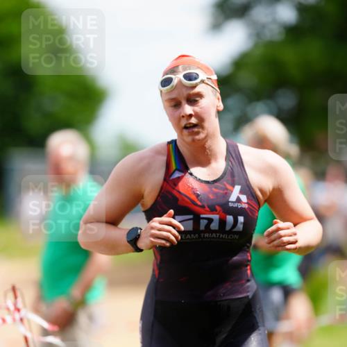 21.06.2026 - 29. Vierlanden-Triathlon LAZAROV Photography http://msf.ph/oto/9865484 21.06.2026 13:08:38 Schwimmen 1127, 1130, 1139 meine-sportfotos.de