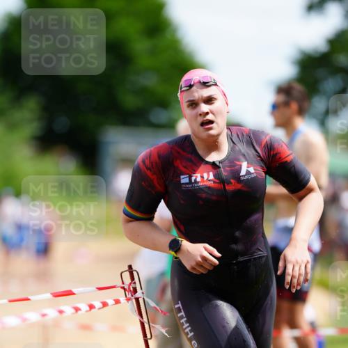 21.06.2026 - 29. Vierlanden-Triathlon LAZAROV Photography http://msf.ph/oto/9865503 21.06.2026 13:09:42 Schwimmen 1110, 1126, 1129, 1131, 1132, 1138, 1154 meine-sportfotos.de