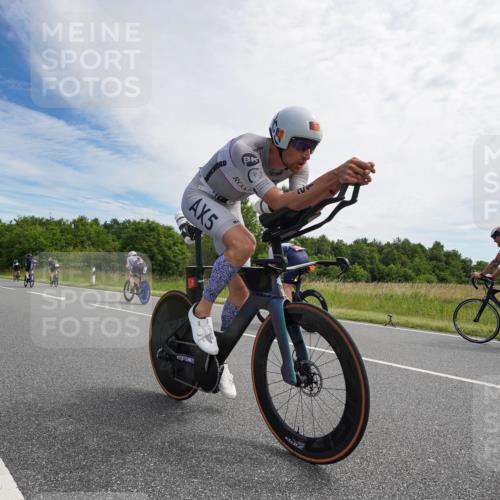 21.06.2026 - Viking Triathlon Michael Burmester http://msf.ph/oto/9865506 21.06.2026 11:05:21 Radfahren 2, 21, 95, 162, 166, 167, 333, 517, 578, 655 meine-sportfotos.de