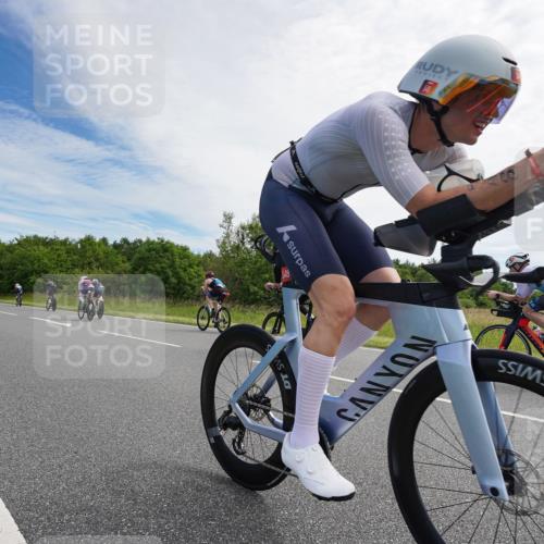 21.06.2026 - Viking Triathlon Michael Burmester http://msf.ph/oto/9865511 21.06.2026 11:06:30 Radfahren 45, 188, 325, 327, 356, 393, 398, 400, 457, 459, 548, 552, 601, 663 meine-sportfotos.de
