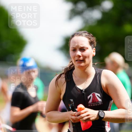 21.06.2026 - 29. Vierlanden-Triathlon LAZAROV Photography http://msf.ph/oto/9865517 21.06.2026 13:09:47 Schwimmen 1110, 1126, 1129, 1131, 1132, 1138, 1147, 1154 meine-sportfotos.de