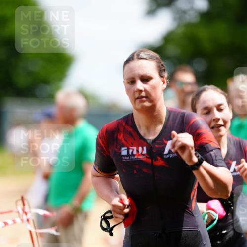 21.06.2026 - 29. Vierlanden-Triathlon LAZAROV Photography http://msf.ph/oto/9865529 21.06.2026 13:09:53 Schwimmen 1110, 1118, 1126, 1129, 1131, 1138, 1147 meine-sportfotos.de