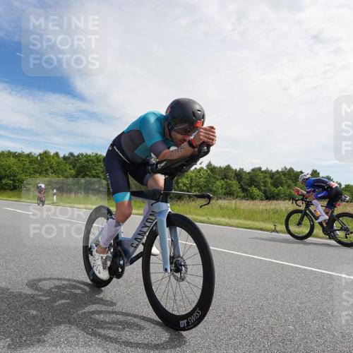21.06.2026 - Viking Triathlon Michael Burmester http://msf.ph/oto/9865532 21.06.2026 11:10:18 Radfahren 85, 107, 169, 213, 318, 345, 376, 377, 389, 436, 436, 470, 497, 505, 527, 533, 533, 539, 574, 602 meine-sportfotos.de
