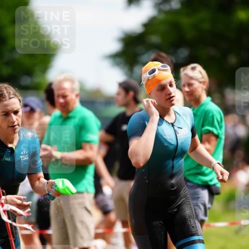 21.06.2026 - 29. Vierlanden-Triathlon LAZAROV Photography http://msf.ph/oto/9865542 21.06.2026 13:10:06 Schwimmen 1118, 1123, 1134, 1148 meine-sportfotos.de