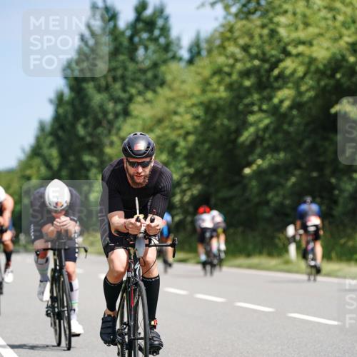 21.06.2026 - Viking Triathlon Michael Burmester http://msf.ph/oto/9865552 21.06.2026 11:59:16 Radfahren 47, 91, 242, 276, 306, 311, 313, 379, 421, 441, 444, 444, 510, 524, 531, 536, 537, 638 meine-sportfotos.de