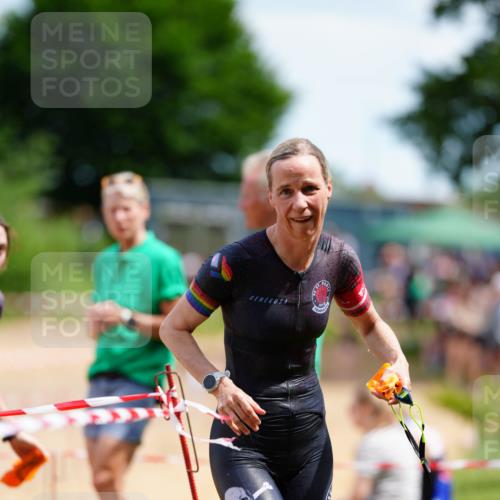 21.06.2026 - 29. Vierlanden-Triathlon LAZAROV Photography http://msf.ph/oto/9865565 21.06.2026 13:10:45 Schwimmen 1083, 1113, 1124, 1149, 1161 meine-sportfotos.de