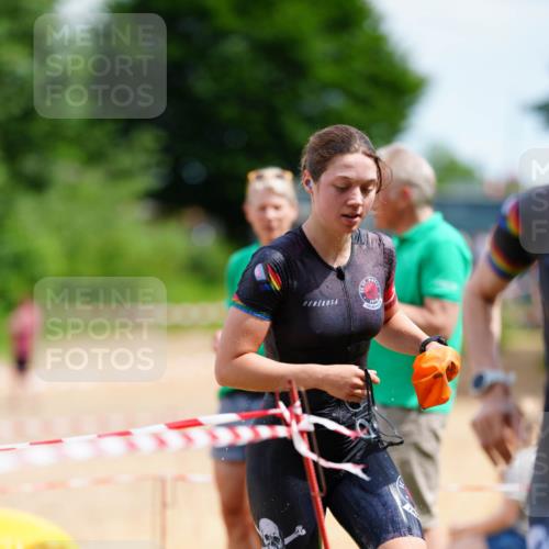 21.06.2026 - 29. Vierlanden-Triathlon LAZAROV Photography http://msf.ph/oto/9865568 21.06.2026 13:10:46 Schwimmen 1083, 1113, 1124, 1149, 1161 meine-sportfotos.de