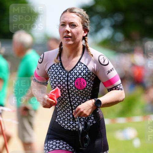 21.06.2026 - 29. Vierlanden-Triathlon LAZAROV Photography http://msf.ph/oto/9865590 21.06.2026 13:11:03 Schwimmen 1105, 1120 meine-sportfotos.de