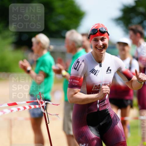 21.06.2026 - 29. Vierlanden-Triathlon LAZAROV Photography http://msf.ph/oto/9865604 21.06.2026 13:11:12 Schwimmen 1120, 1151, 1155, 1157 meine-sportfotos.de