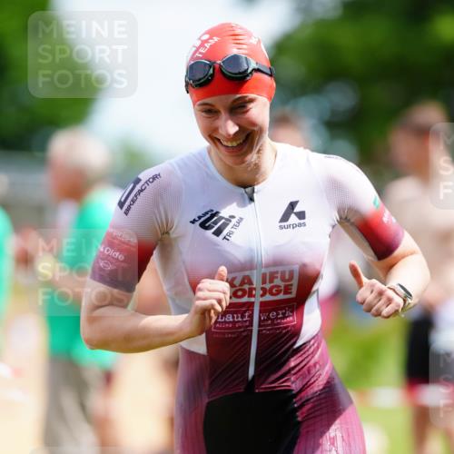 21.06.2026 - 29. Vierlanden-Triathlon LAZAROV Photography http://msf.ph/oto/9865609 21.06.2026 13:11:13 Schwimmen 1120, 1151, 1155, 1157 meine-sportfotos.de
